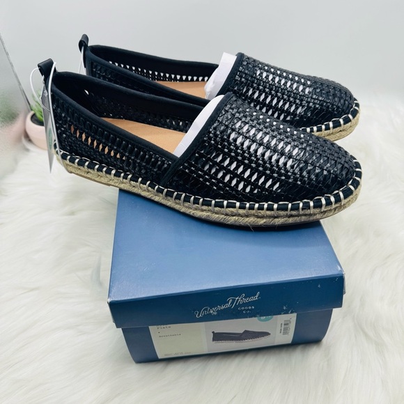 Universal Thread Woman’s Rita Flats 9.5 in black - Picture 1 of 8